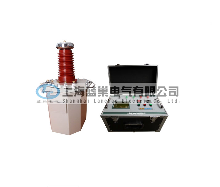 LCSB-Z型程控工頻耐壓試驗裝置（箱）是上海藍(lán)巢電氣根據(jù)國家最新行業(yè)試驗標(biāo)準(zhǔn)而設(shè)計的試驗設(shè)備，其安全可靠、功能強(qiáng)大、使用方便、維護(hù)簡單