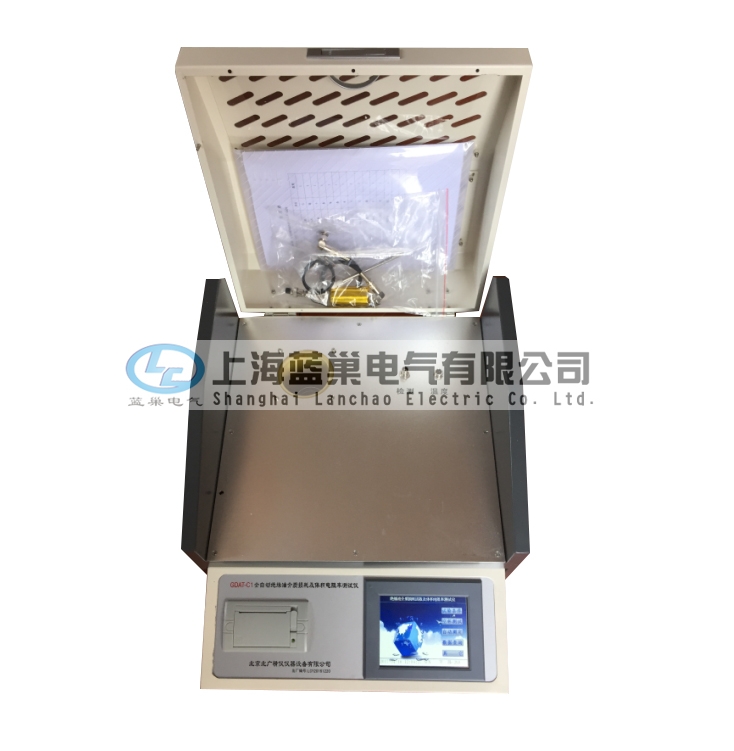 LCJT-6100C儀器采用中頻感應(yīng)加熱，PID控溫算法。該加熱方式具備油杯與加熱體非接觸、加熱均勻、速度快、控制方便等優(yōu)點(diǎn)，使溫度嚴(yán)格控制在預(yù)設(shè)溫度誤差范圍以內(nèi)。